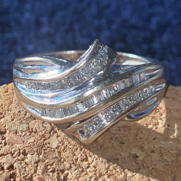 Cocktail RING 💍size 7 - Picture 2 of 5